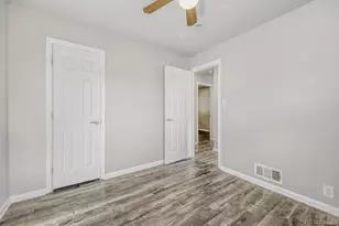 740 Newark St, Aurora, CO 80010 - Photo 21