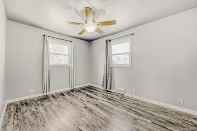 740 Newark Street, Aurora, CO 80010 - Photo 17