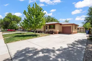 1466 S Chase St, Lakewood, CO 80232 - Photo 3