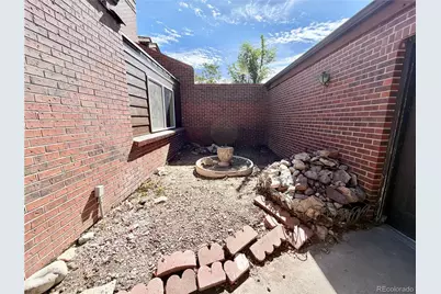 12232 E 2nd Drive, Aurora, CO 80011 - Photo 23
