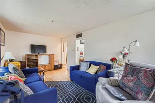 880 Kenton St, Aurora, CO 80010 - Photo 3