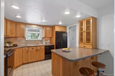 2558 S Vaughn Way #D, Aurora, CO 80014 - Photo 15