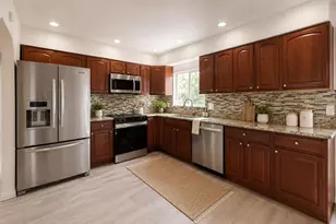 2012 S Ivory St, Aurora, CO 80013 - Photo 3