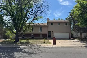 2012 S Ivory St, Aurora, CO 80013 - Photo 9
