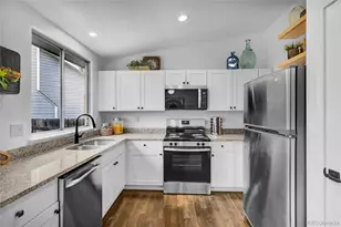 19768 E Princeton Pl, Aurora, CO 80013 - Photo 7