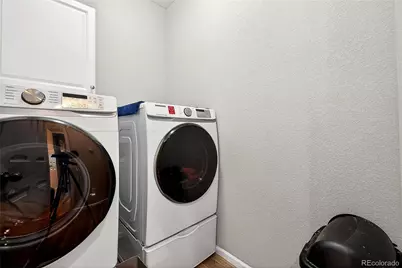 26811 E Byers Avenue, Aurora, CO 80018 - Photo 33