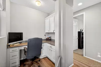 26811 E Byers Avenue, Aurora, CO 80018 - Photo 19