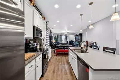 26811 E Byers Avenue, Aurora, CO 80018 - Photo 15