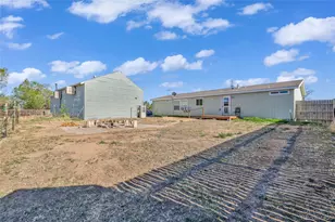 336 Lilac Cir, Lochbuie, CO 80603 - Photo 31