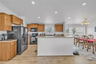 336 Lilac Cir, Lochbuie, CO 80603 - Photo 5
