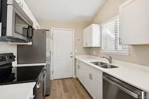 17411 E Layton Dr, Aurora, CO 80015 - Photo 13