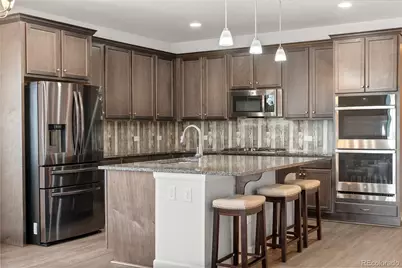 226 S Shady Grove Court, Aurora, CO 80018 - Photo 3
