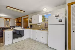 27 Freya Ln, Estes Park, CO 80517 - Photo 9