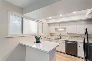 4262 E Maplewood Way, Centennial, CO 80121 - Photo 3