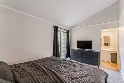 4262 E Maplewood Way, Centennial, CO 80121 - Photo 9