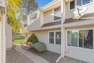 4262 E Maplewood Way, Centennial, CO 80121 - Photo 5