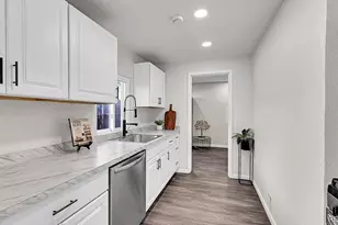 3984 N Cook St, Denver, CO 80205 - Photo 9