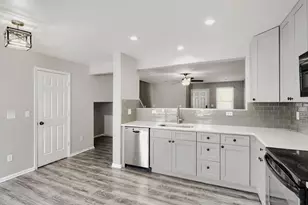 7874 S Kittredge Cir, Englewood, CO 80112 - Photo 3