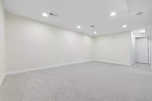 1100 Kingston St, Aurora, CO 80010 - Photo 15