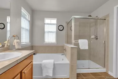 7234 S Kellerman Way, Aurora, CO 80016 - Photo 21