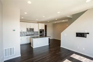 15858 E Broncos Pl, Englewood, CO 80112 - Photo 9