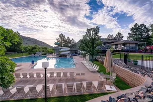 49 Golden Eagle Ln, Littleton, CO 80127 - Photo 5