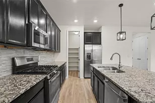 10931 Uvalda St, Commerce City, CO 80022 - Photo 3
