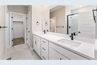 3211 N Elk Way, Aurora, CO 80019 - Photo 5