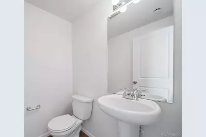 10087 Scranton Court, Commerce City, CO 80022 - Photo 7