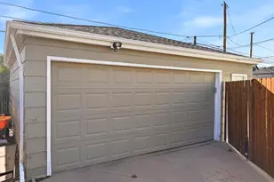 1281 Alton St, Aurora, CO 80010 - Photo 33