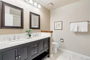 2063 S Worchester Way, Aurora, CO 80014 - Photo 15