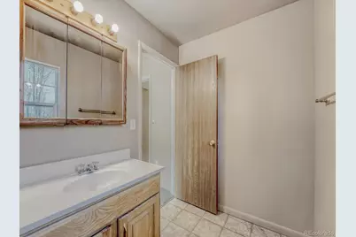 23341 E Saratoga Circle, Aurora, CO 80016 - Photo 21