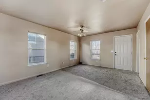 23341 E Saratoga Cir, Aurora, CO 80016 - Photo 5