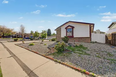 2757 S Salida Street, Aurora, CO 80013 - Photo 3