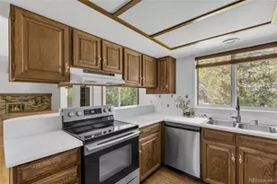 3709 S Walden St, Aurora, CO 80013 - Photo 11