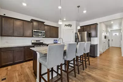 37 S Waterloo Street, Aurora, CO 80018 - Photo 9