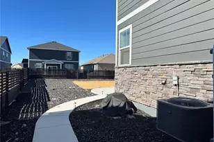 37 S Waterloo St, Aurora, CO 80018 - Photo 33