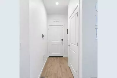 37 S Waterloo Street, Aurora, CO 80018 - Photo 9