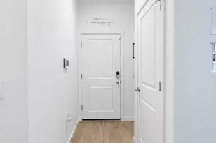 37 S Waterloo St, Aurora, CO 80018 - Photo 9