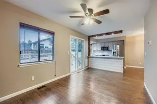 2001 Vineyard Dr, Castle Rock, CO 80104 - Photo 7