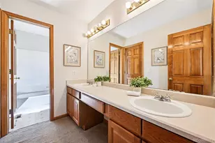 10166 Knoll Cir, Highlands Ranch, CO 80130 - Photo 29