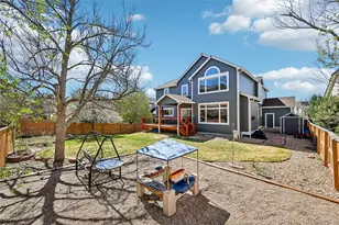 10166 Knoll Cir, Highlands Ranch, CO 80130 - Photo 5