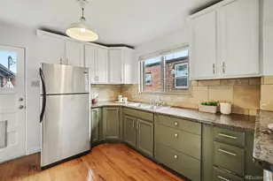 1068 Monroe St, Denver, CO 80206 - Photo 5