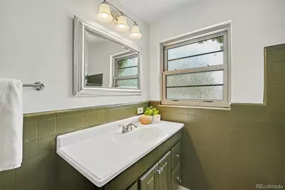 1068 Monroe Street, Denver, CO 80206 - Photo 7