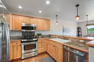 113 Lookout Ridge Dr, Dillon, CO 80435 - Photo 3