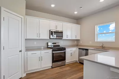 48260 Shetland Drive, Bennett, CO 80102 - Photo 3