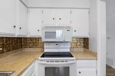 7110 S Gaylord Street #M9, Centennial, CO 80122 - Photo 29