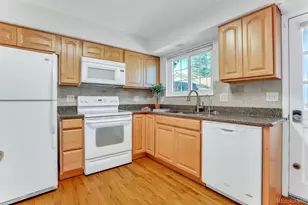 2433 E Fremont Ct, Centennial, CO 80122 - Photo 5