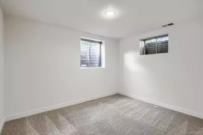 2615 S Laredo Court, Aurora, CO 80013 - Photo 9