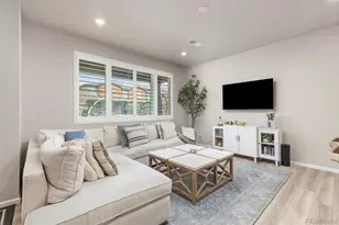 6078 N Lisbon St, Aurora, CO 80019 - Photo 1